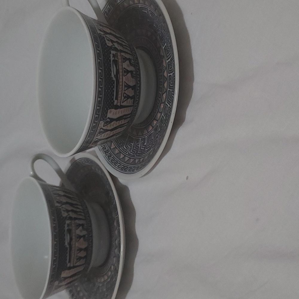 Vintage Tea Cup And Saucer - Picture 1 of 5